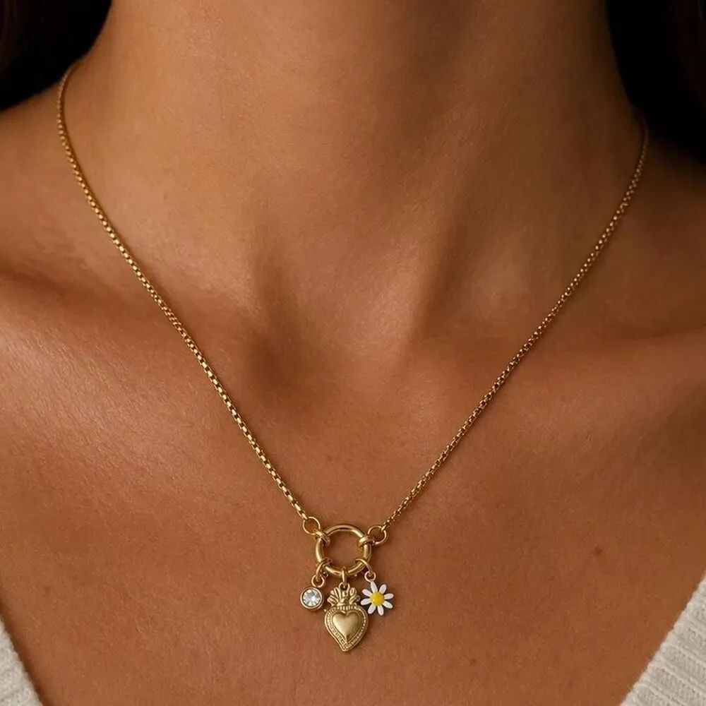 Flower heart necklace D74